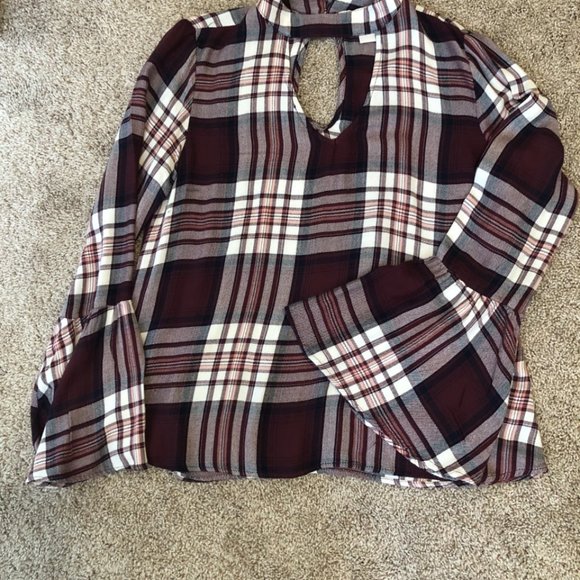 American Rag Cutout Blouse - Picture 5 of 5